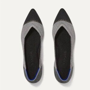 NEW RETIRED Rothys Pointe Gray Mist Cap Toe Flats, size 9.5